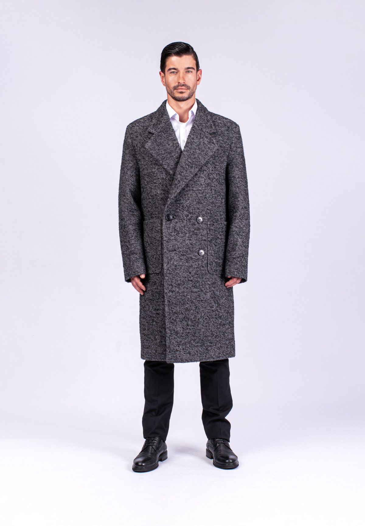 Пальто двубортное